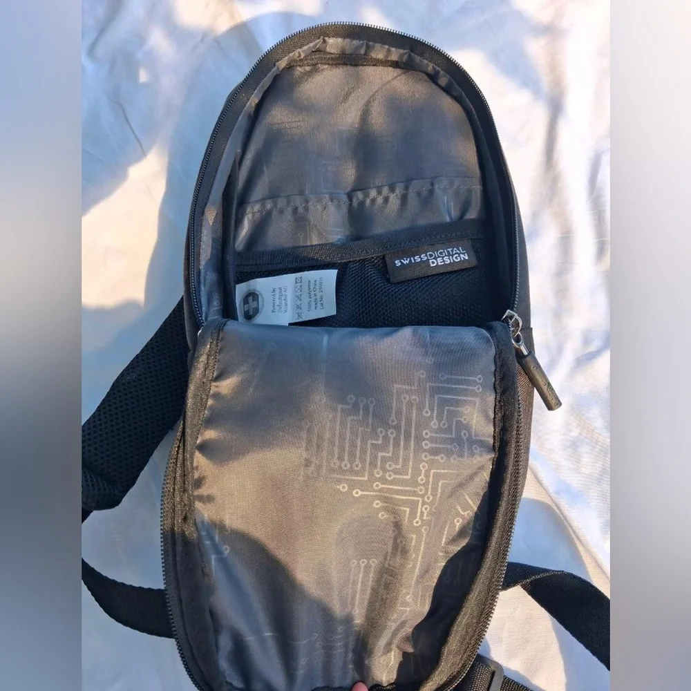 Swiss Tech Black Minimalist Sling Backpack NWOT